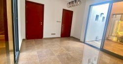 Villa avec piscine sur le toit