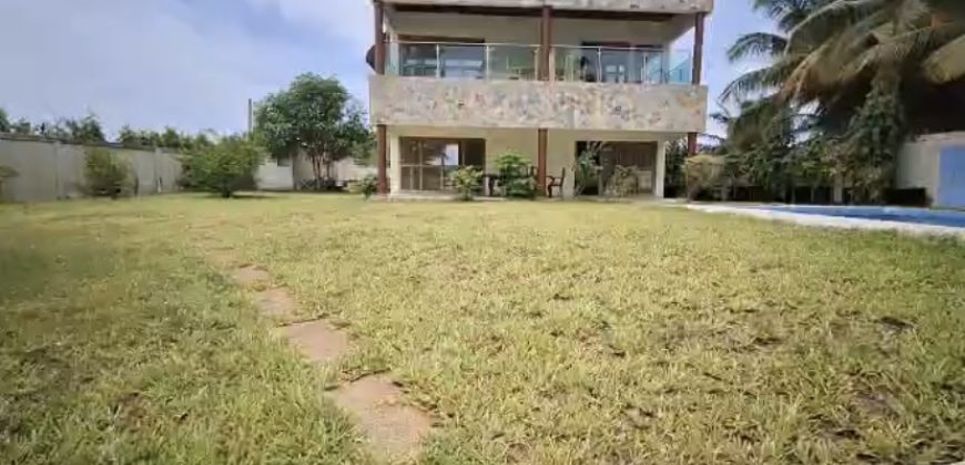 Villa sur Assinie pk19