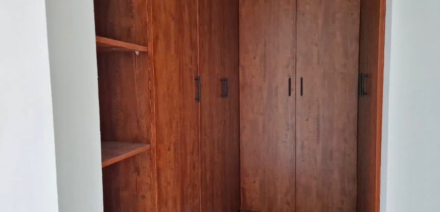 Villa avec piscine sur le toit