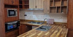 Villa avec piscine sur le toit