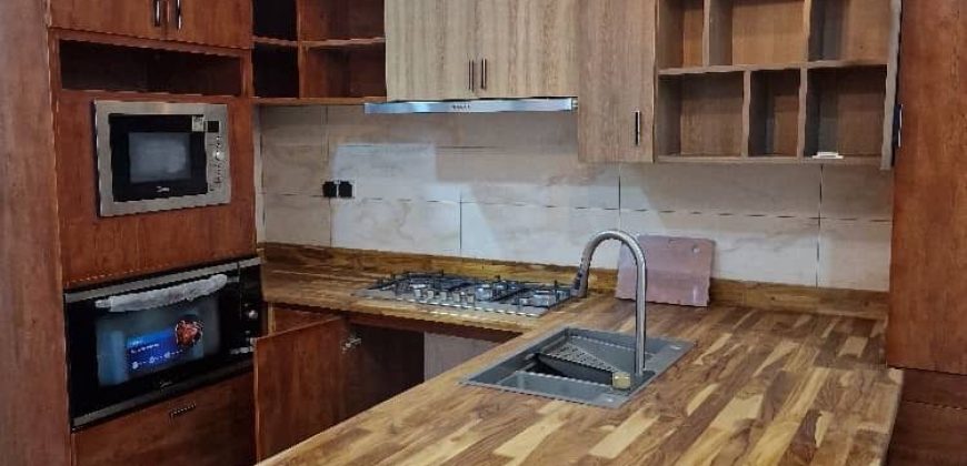 Villa avec piscine sur le toit