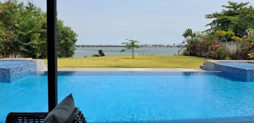 En bordure le lagune au Golf