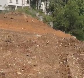 Rue des ambassades – un terrain très recherché